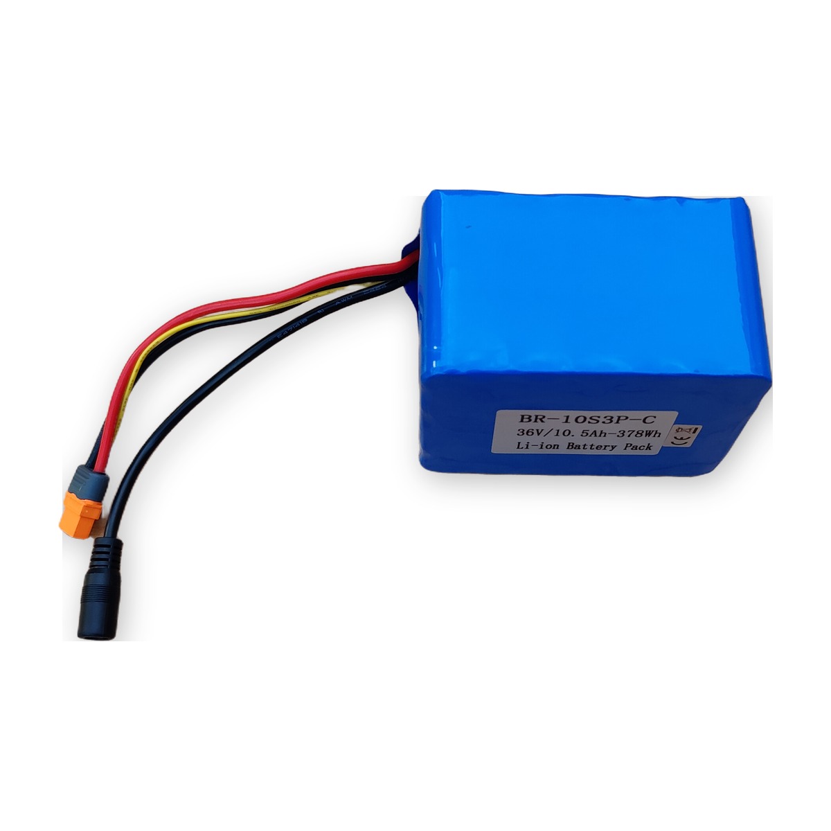 BR-10S3P-C Li-ion bateriový pack 36V 10,5Ah 378Wh, provedení C (Compact) — pohled shora, vývody XT60I-F a DC konektor (AKUPAK, reálná fotka)